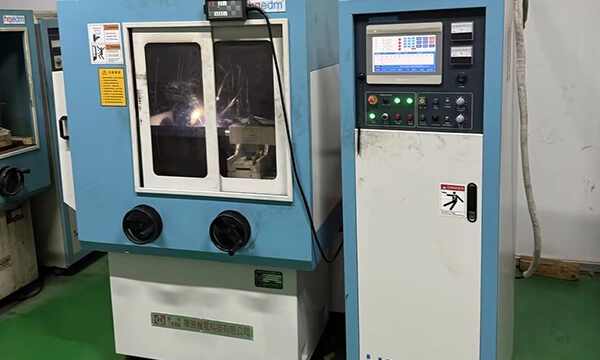 Produksie toerusting